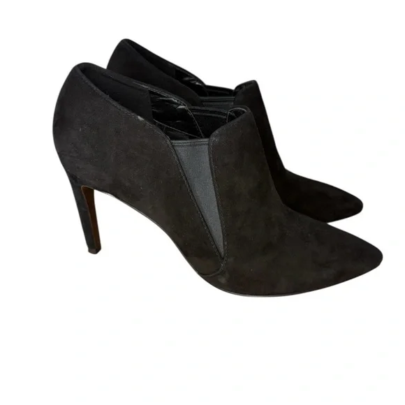 Cole Haan Allaire Ankle Bootie black suede
Leather Women boots sz 6.5B preloved - Picture 6 of 9